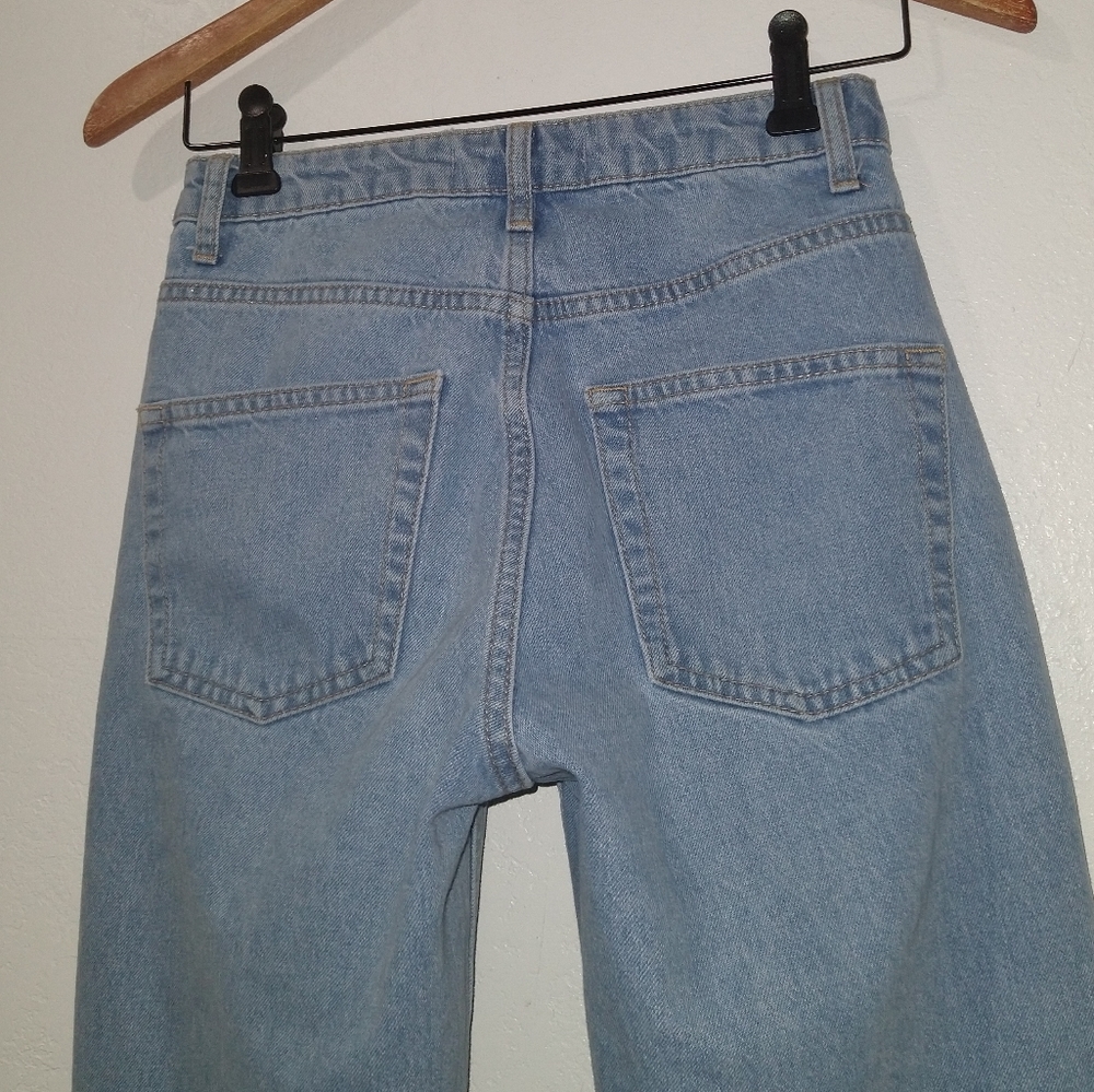 WE THE FREE Light Wash Cotton Straight Jeans - Picture 4 of 10